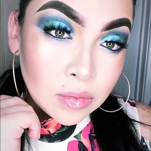 Meet your Posher, Lorena